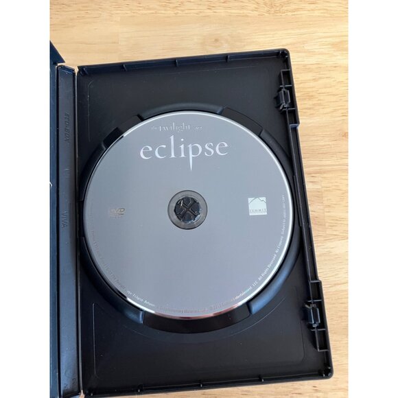The Twilight Saga Eclipse DVD 2010 Romance Movie Kristen Stewart Pre-Owned - Picture 2 of 4